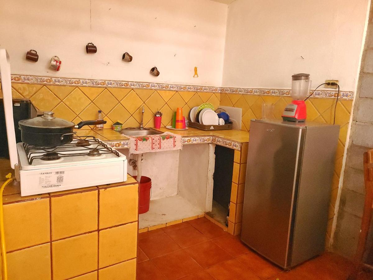 Hostel Rossy Сан-Хуан-дель-Сур Экстерьер фото